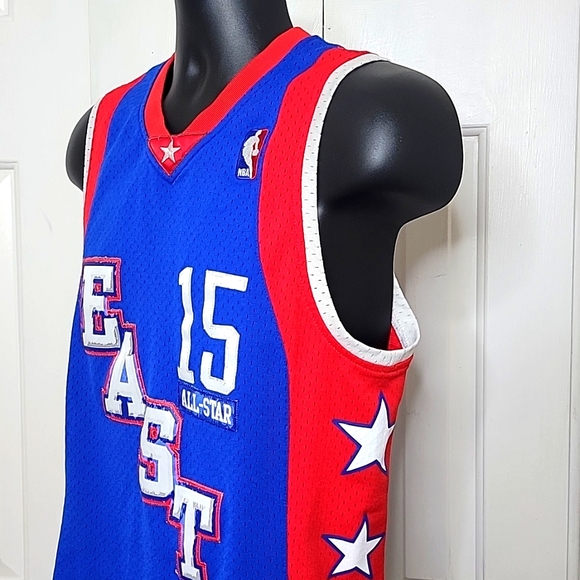 Mitchell & Ness Allstar East Vince Carter 2004 Hardwood Classics Jersey - Picture 4 of 10